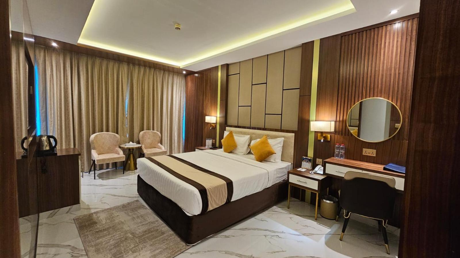 Concorde Deira Hotel -Formerly Golden Tulip Deira Hotel Dubai Exteriör bild